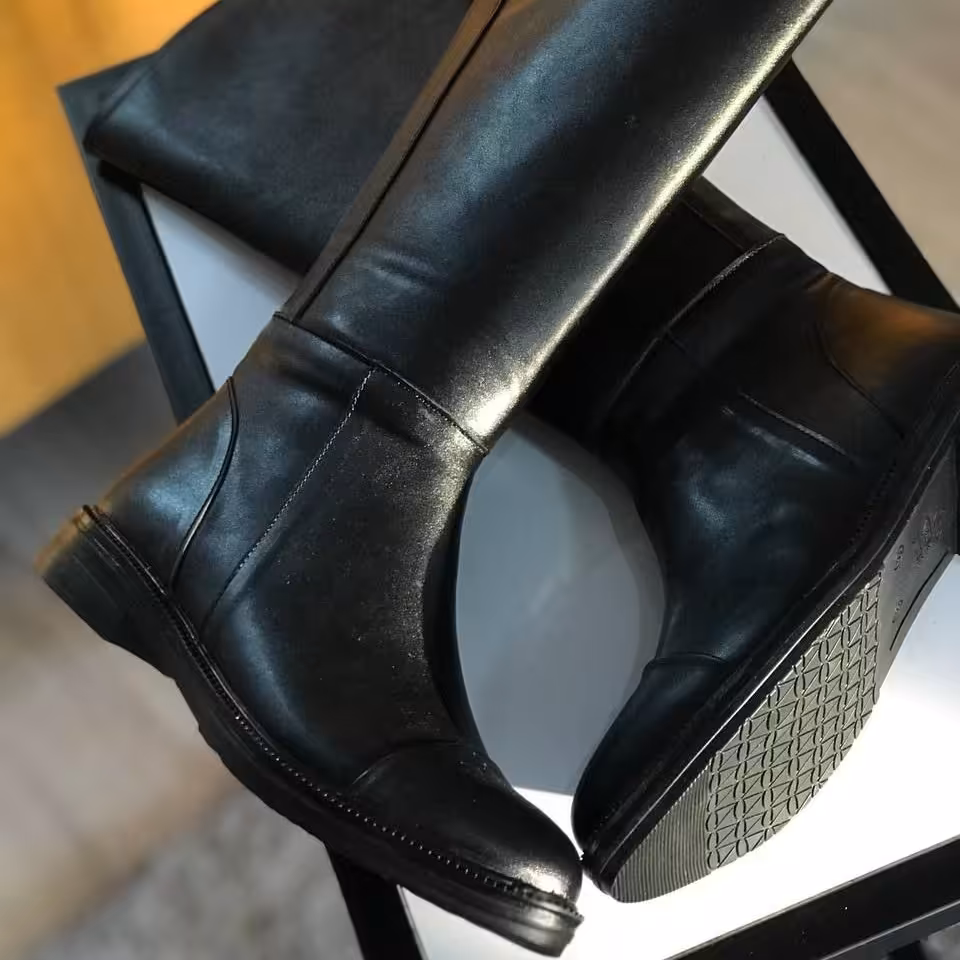 پوتین ساق دار چرم بلند کلاسیک