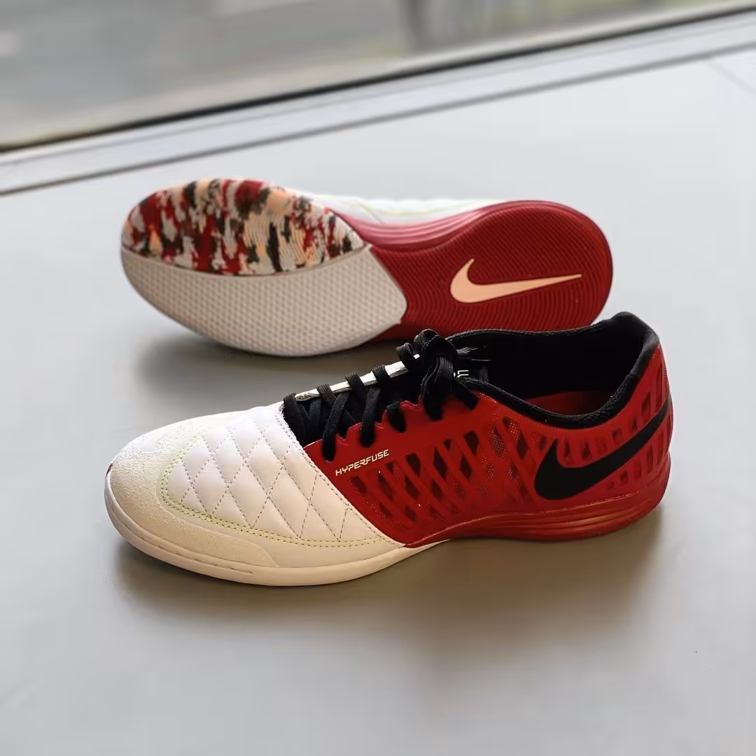 کفش فوتسال نایک لونارگتو رنگ شماره 4