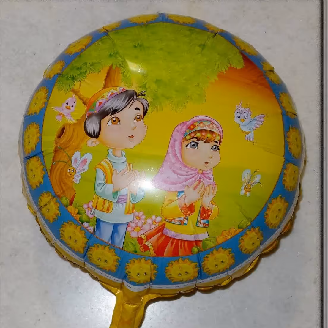 بادکنک زرورقی نترک گرد