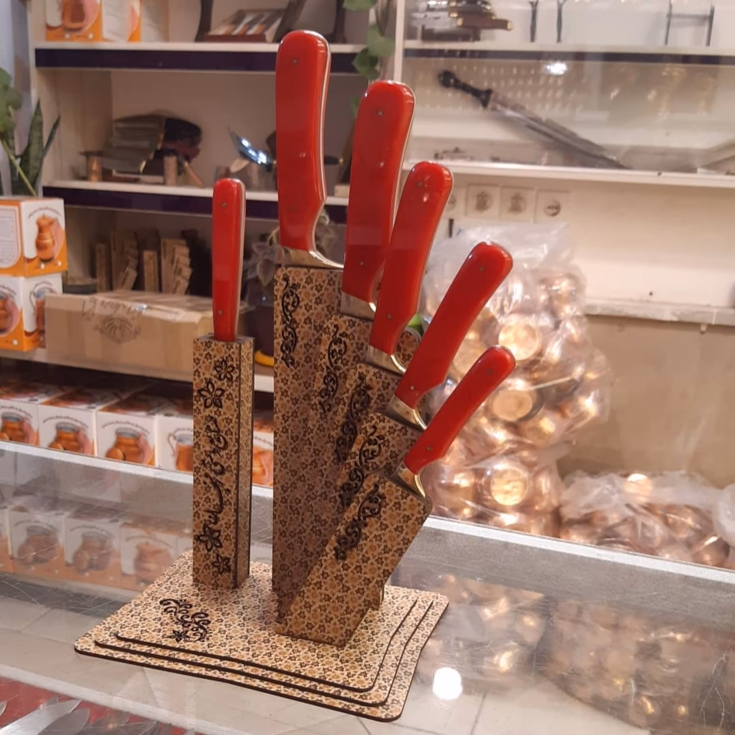 ست آشپز خانه جنس تیغه فولاد فنرجنس دسته فیبر و ایپوکسی ضخامت. 3میل