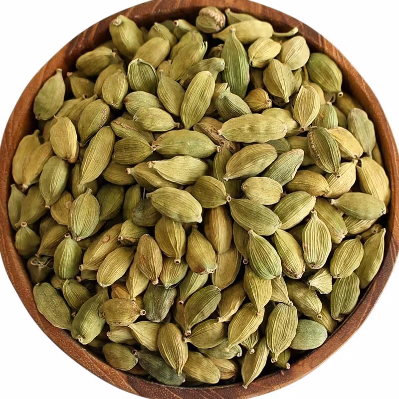 اسانس طبیعی هل محصول کشور هندوستان . معطر بابسته بندی شکیل