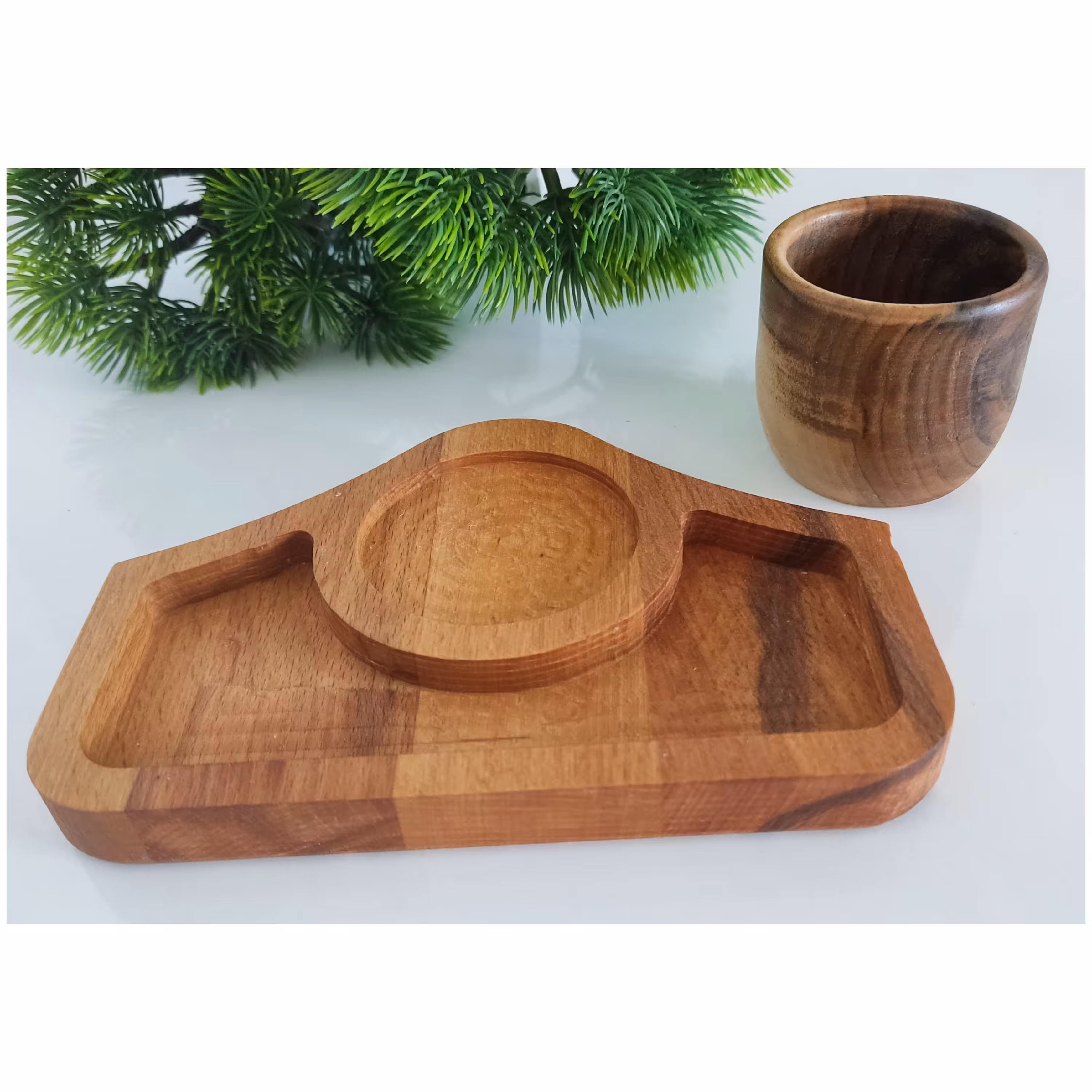 زیرشاتی فانتزی چوبی