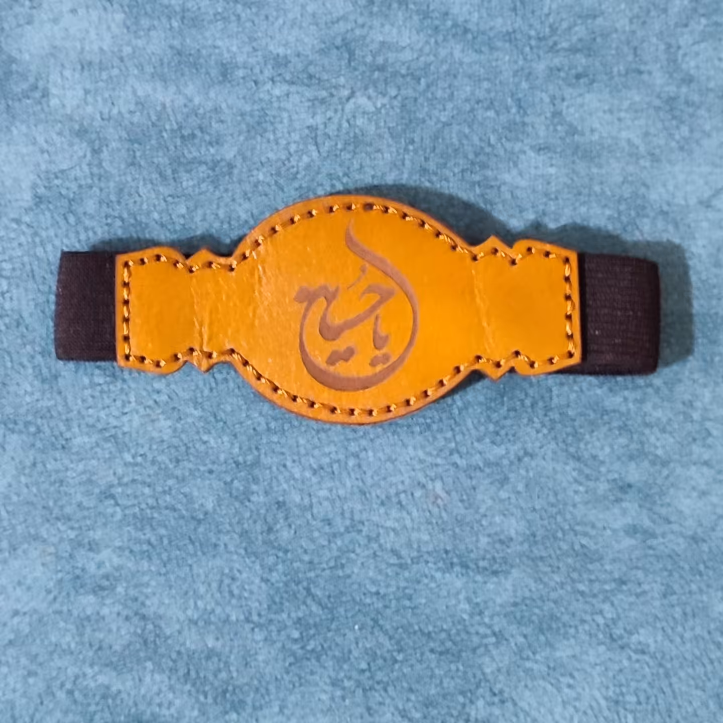 بازوبند چرم طبیعی سایز بزرگ و جنس عالی