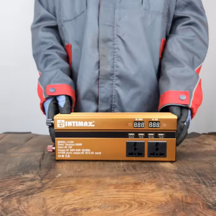 مبدل (کانورتر) برق 12 به 220 ولت 1000 وات اینتیمکس مدل 1101
