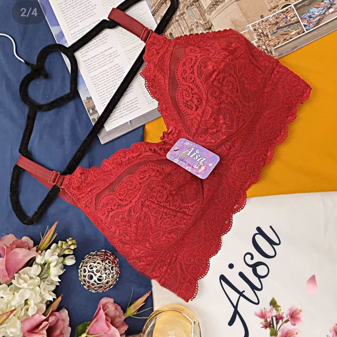 سوتین دانتل گیپوری نخی قرمز و سورمه ای