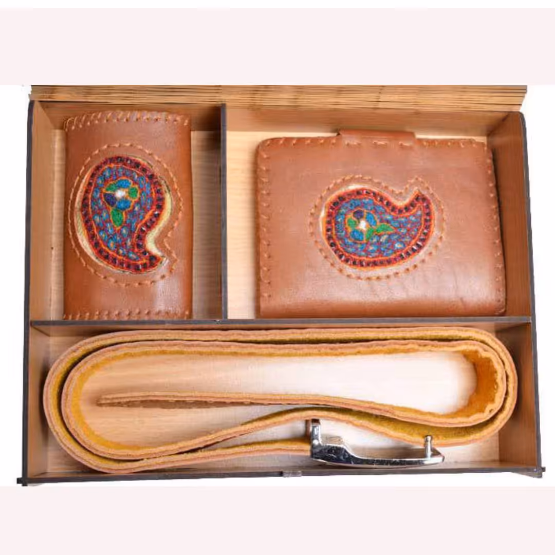 ست هدیه چرم و پته دست دوز