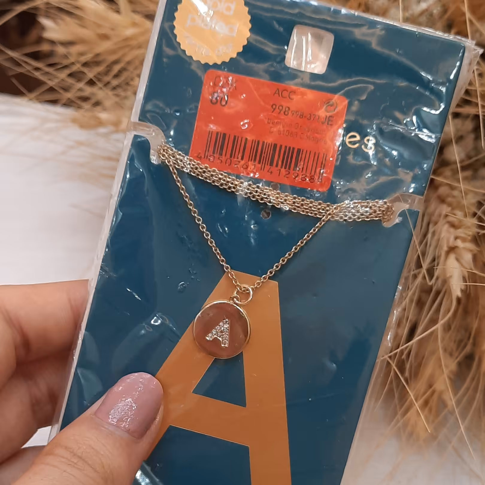 گردنبدAطلایی زیبا