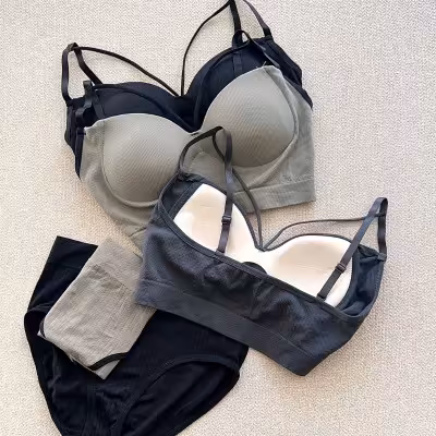 ست نیم تنه با شورت هارنس دار