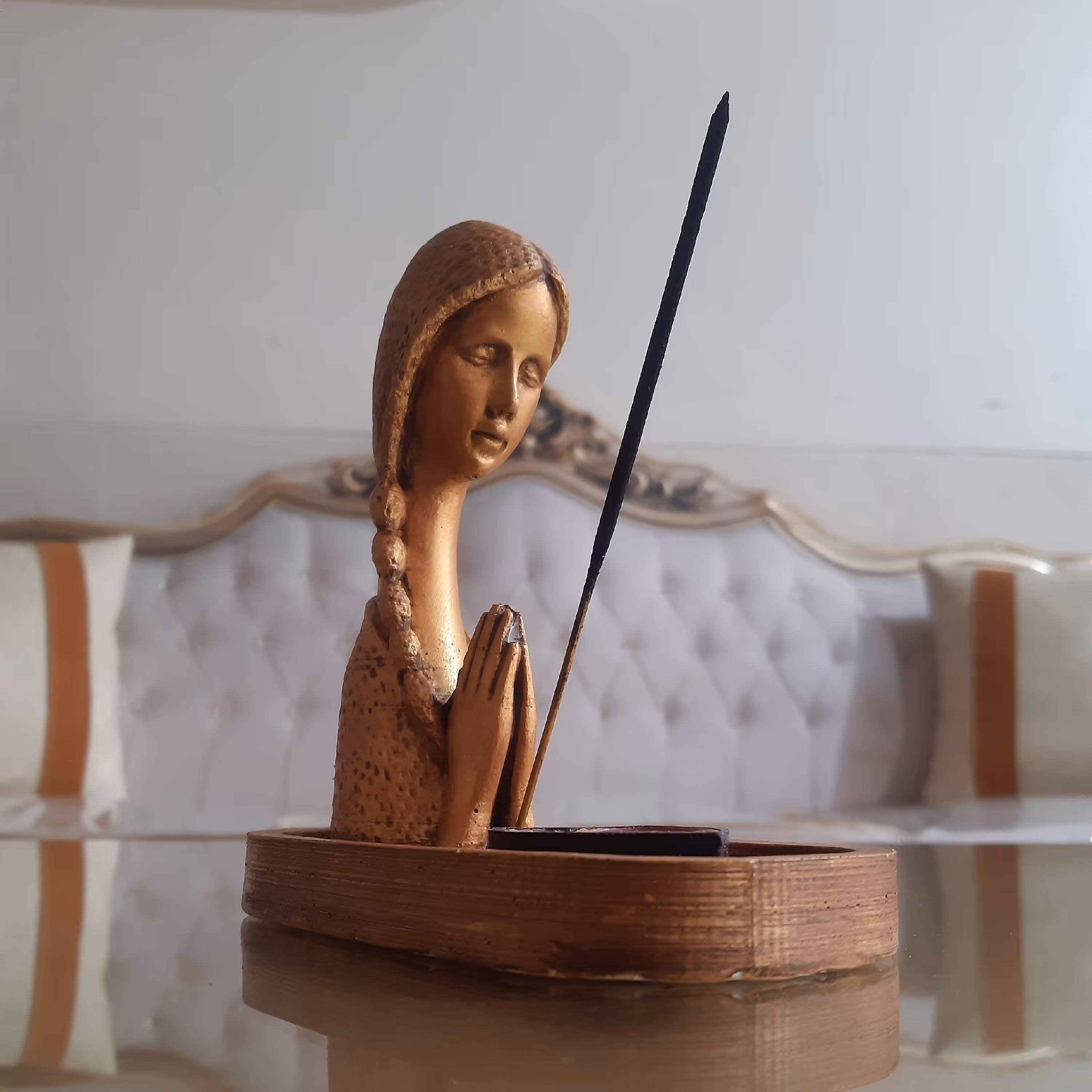 جاعود شاخه ایی و جاوارمری طرح دختر آسیایی ، طلایی و قهوایی