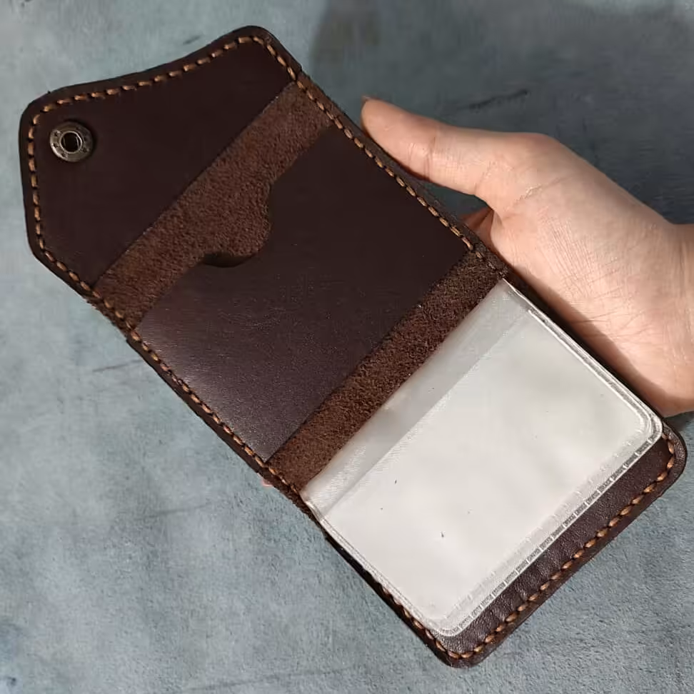 جاکارتی چرم طبیعی دستدوز 