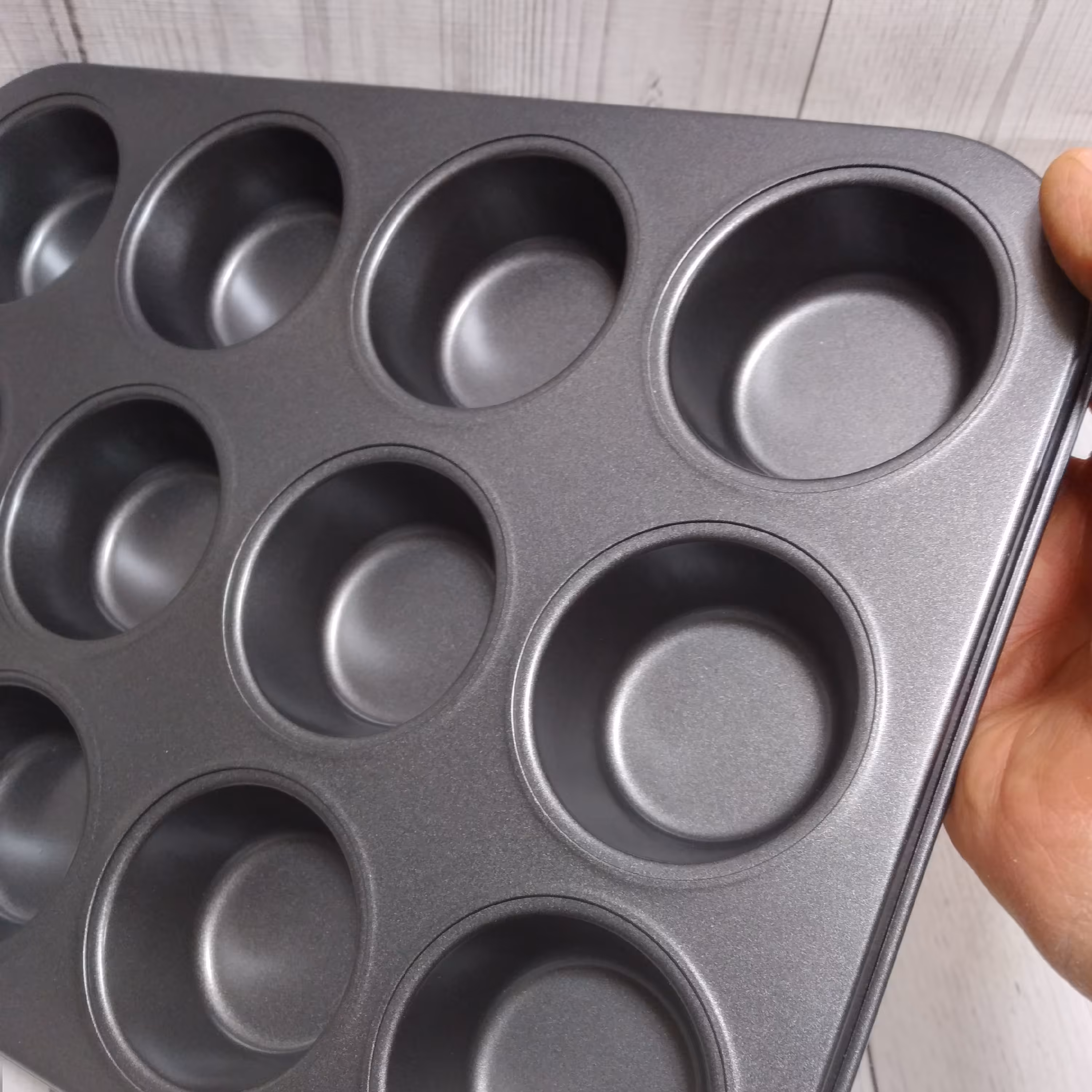 قالب مافین 12 عددی تفلون خارجی-قالب کیک یزدی