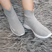 کفش کتونی بافت بالنسیاگا طوسی مخصوص پیاده روی
