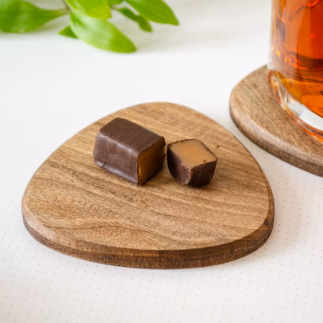 زیرلیوانی چوبی مدل مثلث خم بسته دو عددی