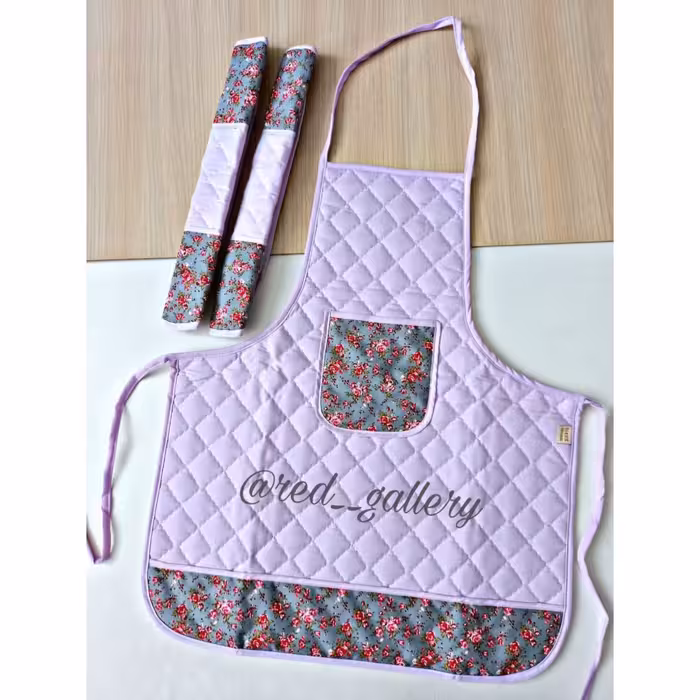 پیشبند تترون گلدار  بنفش ، بسیار باکیفیت(هزینه پست بر اساس وزن میباشد و درب منزل پرداخت میشود )