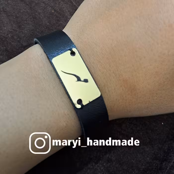 دستبند ماه مهر فقط یک عدد موجوده