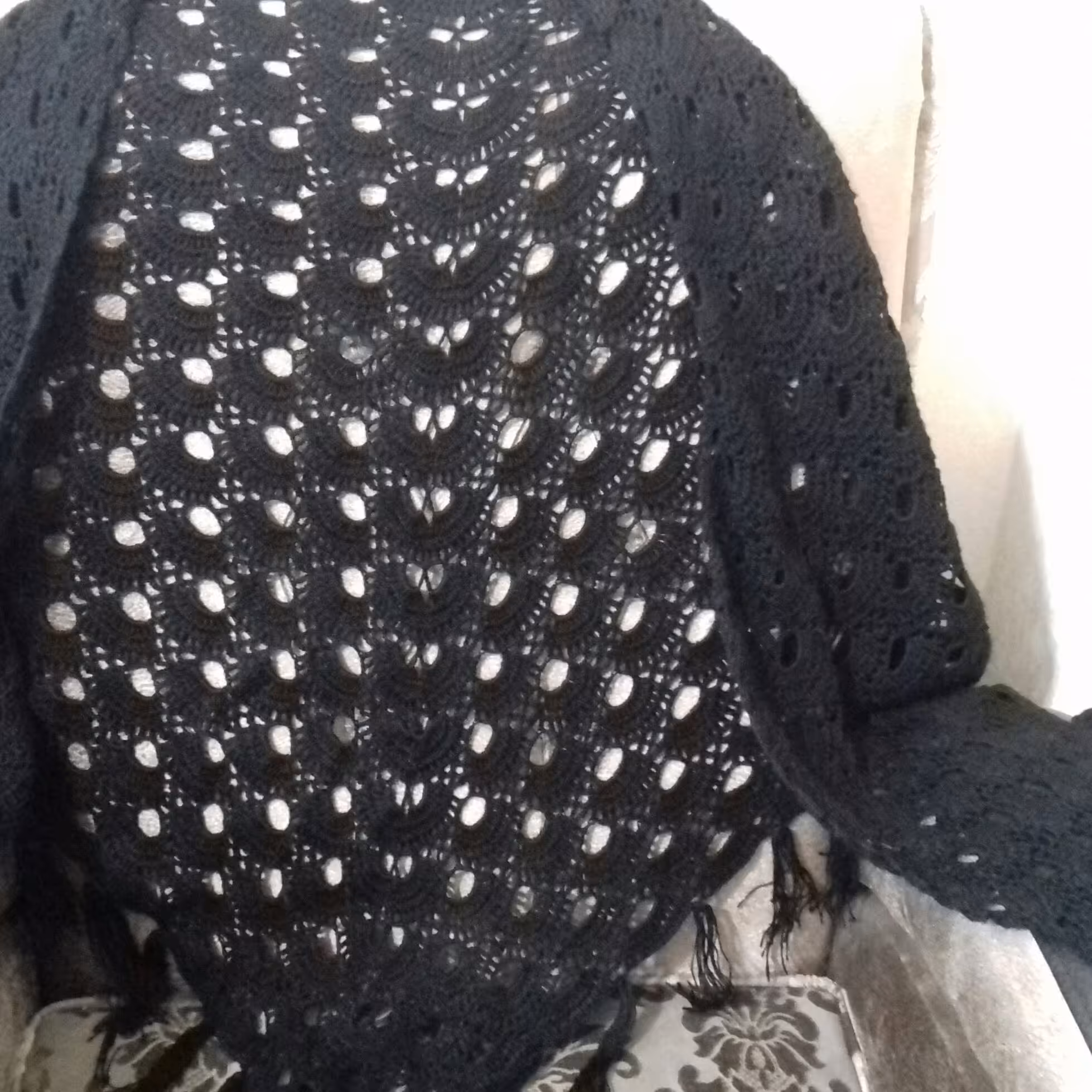 روسری سه گوش یا اشارب