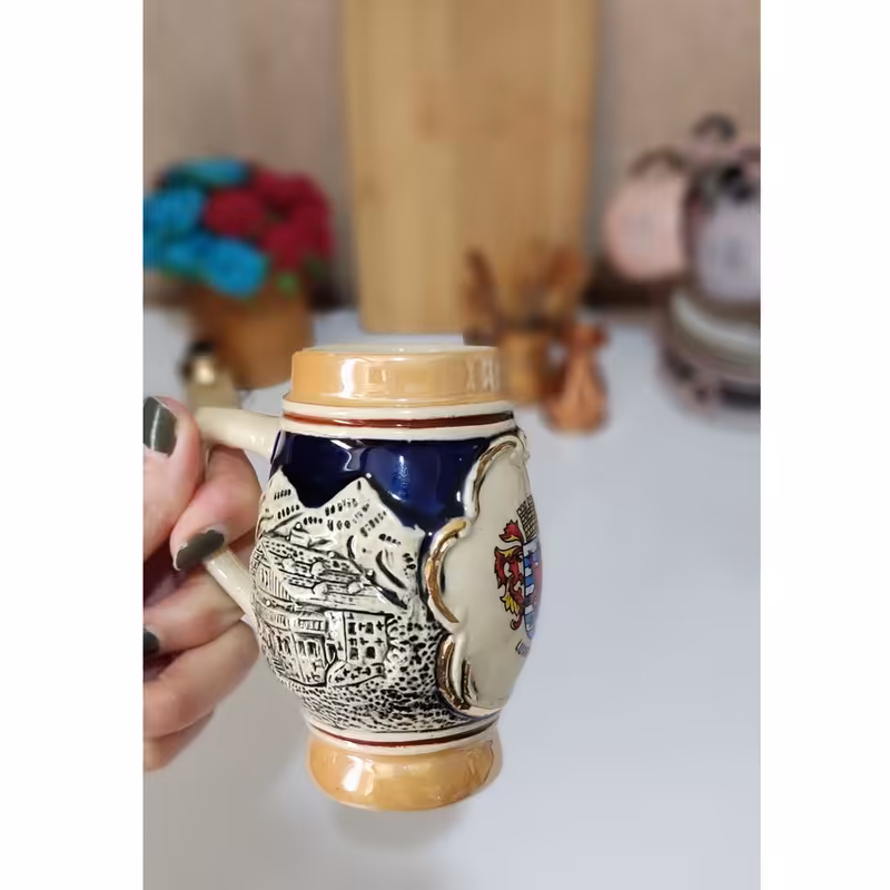 ماگ سرامیکی (لیوان سرامیکی) طرح برجسته خانه و آرم لوکزامبورگ کد MKZ01