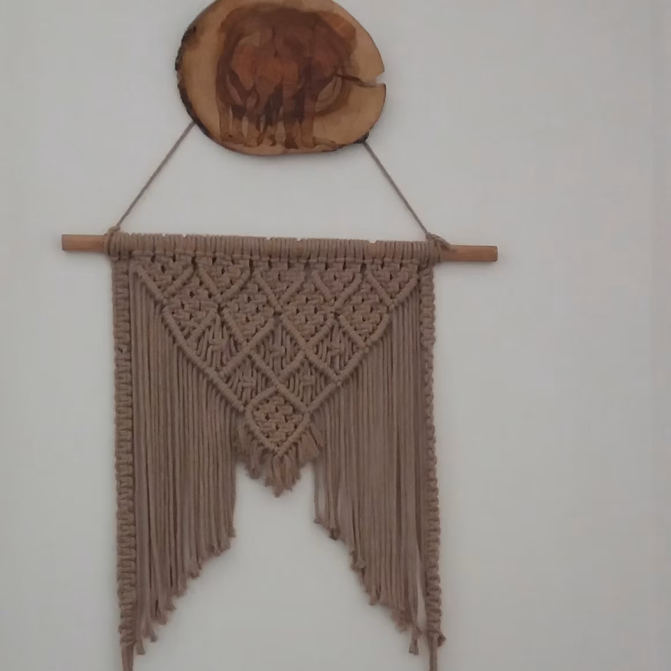 دیوارکوب  چوب و مکرومه