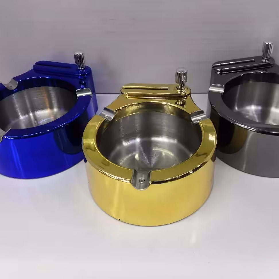 زیرسیگاری فندک بنزینی کبریتی (برند هانست)



