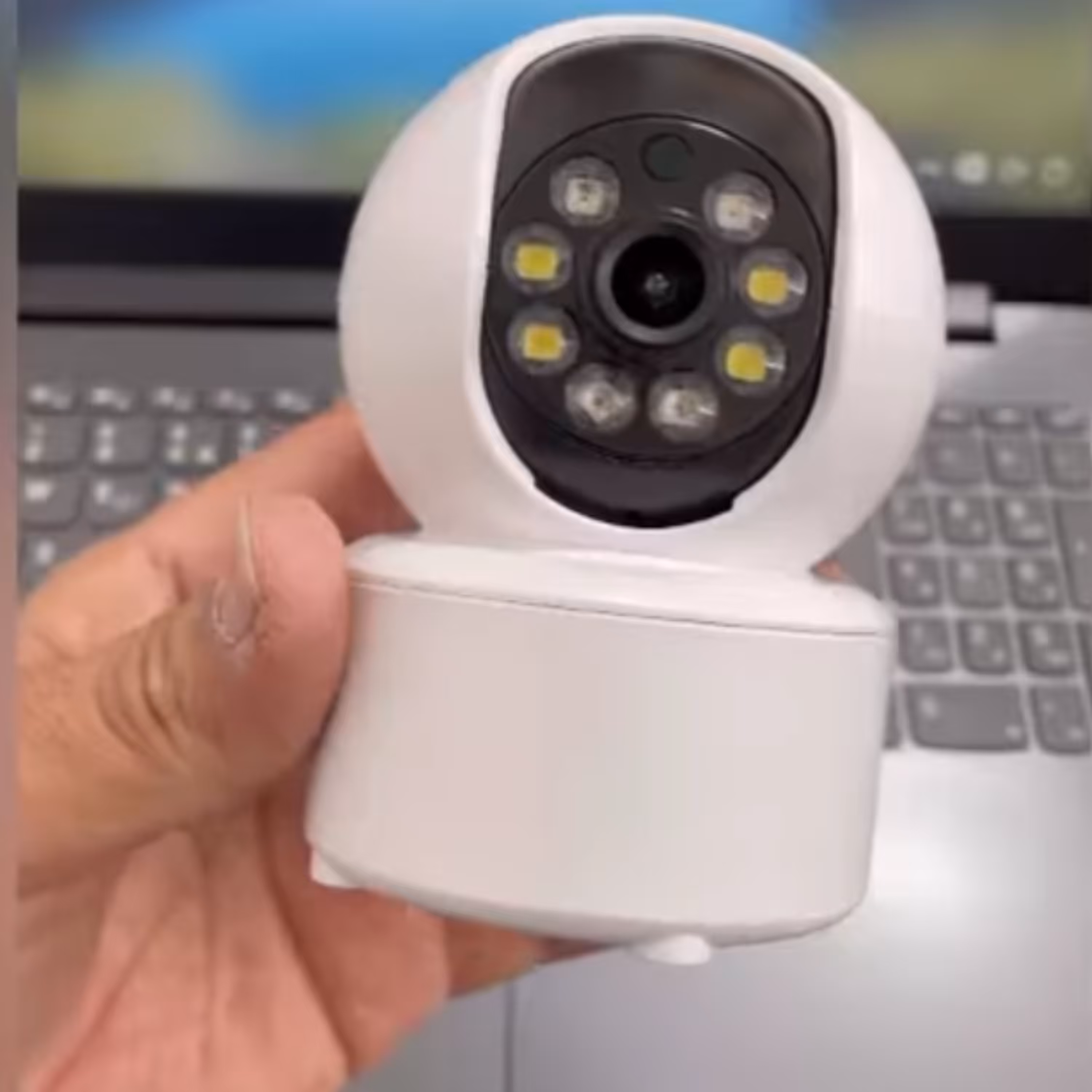 دوربین مداربسته بیسیم (وای فای) بیبی کم مدل Q18-s