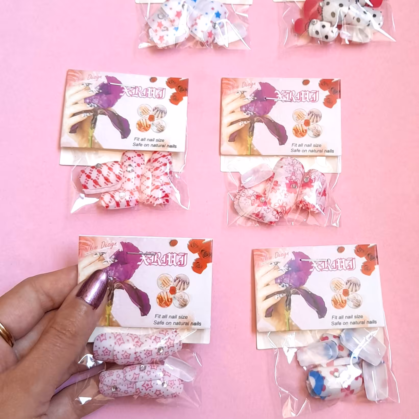 ناخن مصنوعی طرح دخترانه