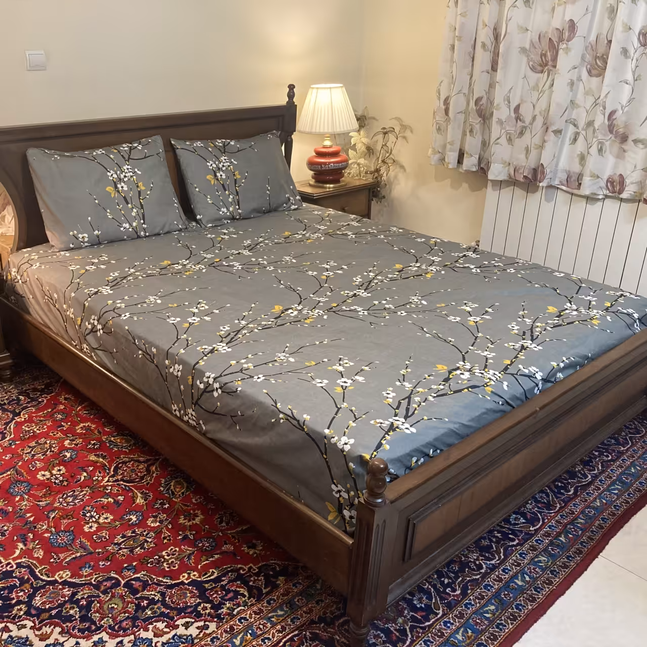 سرویس ملحفه مدل کشدار طرح زنبق 2 نفره 3 تیکه کد 160