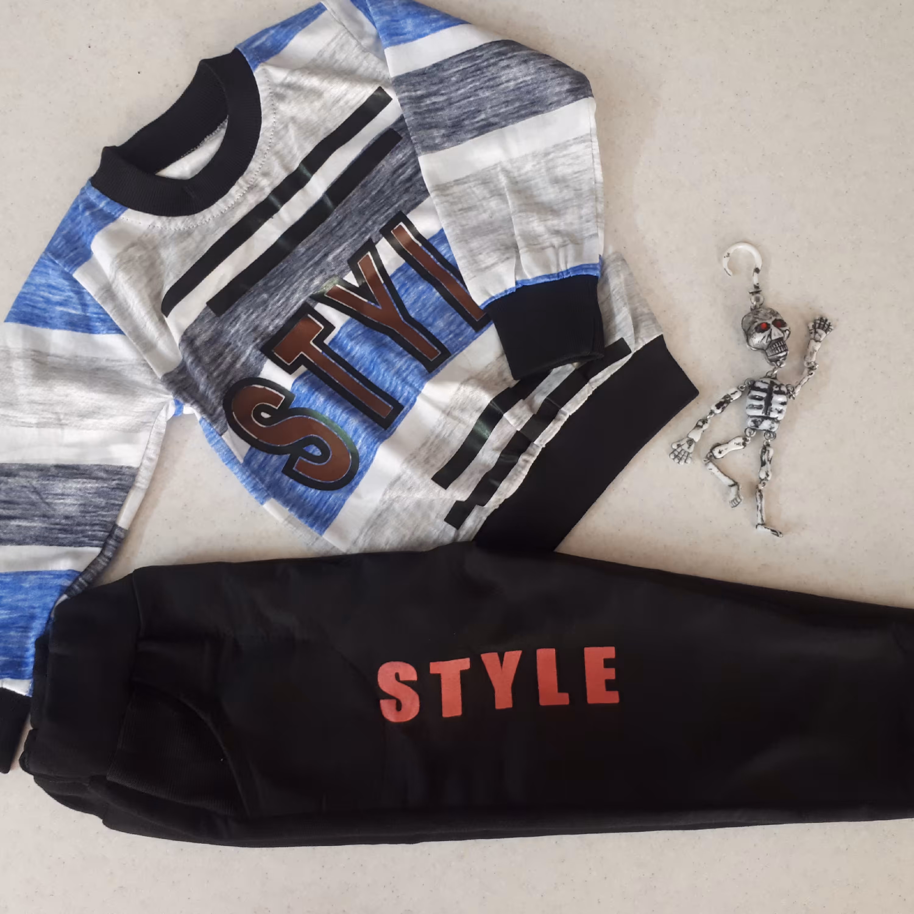 بلوز شلوار پسرانه سایز 35