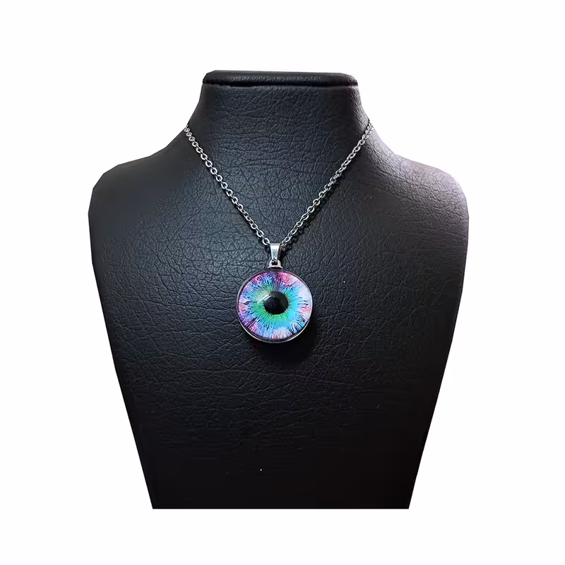 گردنبند مدل چشم رزینی دو رو