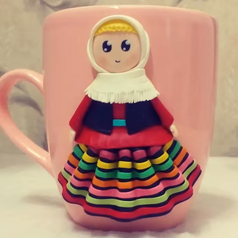 ماگ عروسکی دختر با لباس محلی(رعنا)