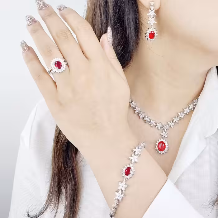 سرویس آویز ستاره ای با سنگ قرمز کد 10493