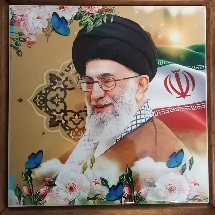 انواع قاب و تندیس چاپی روی کاشی.عکس شهدا.مذهبی
