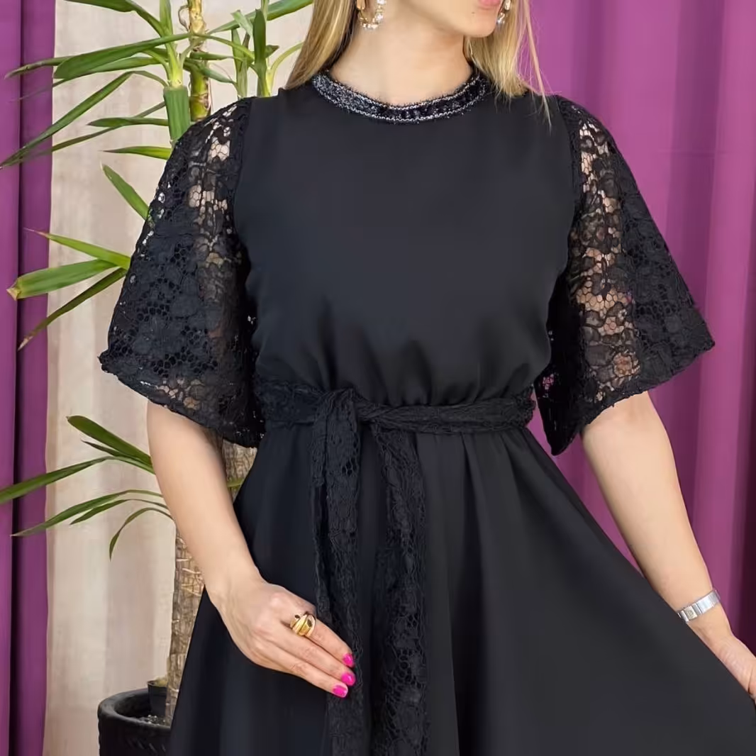 پیراهن کوتاه مزونی پشت دانتل