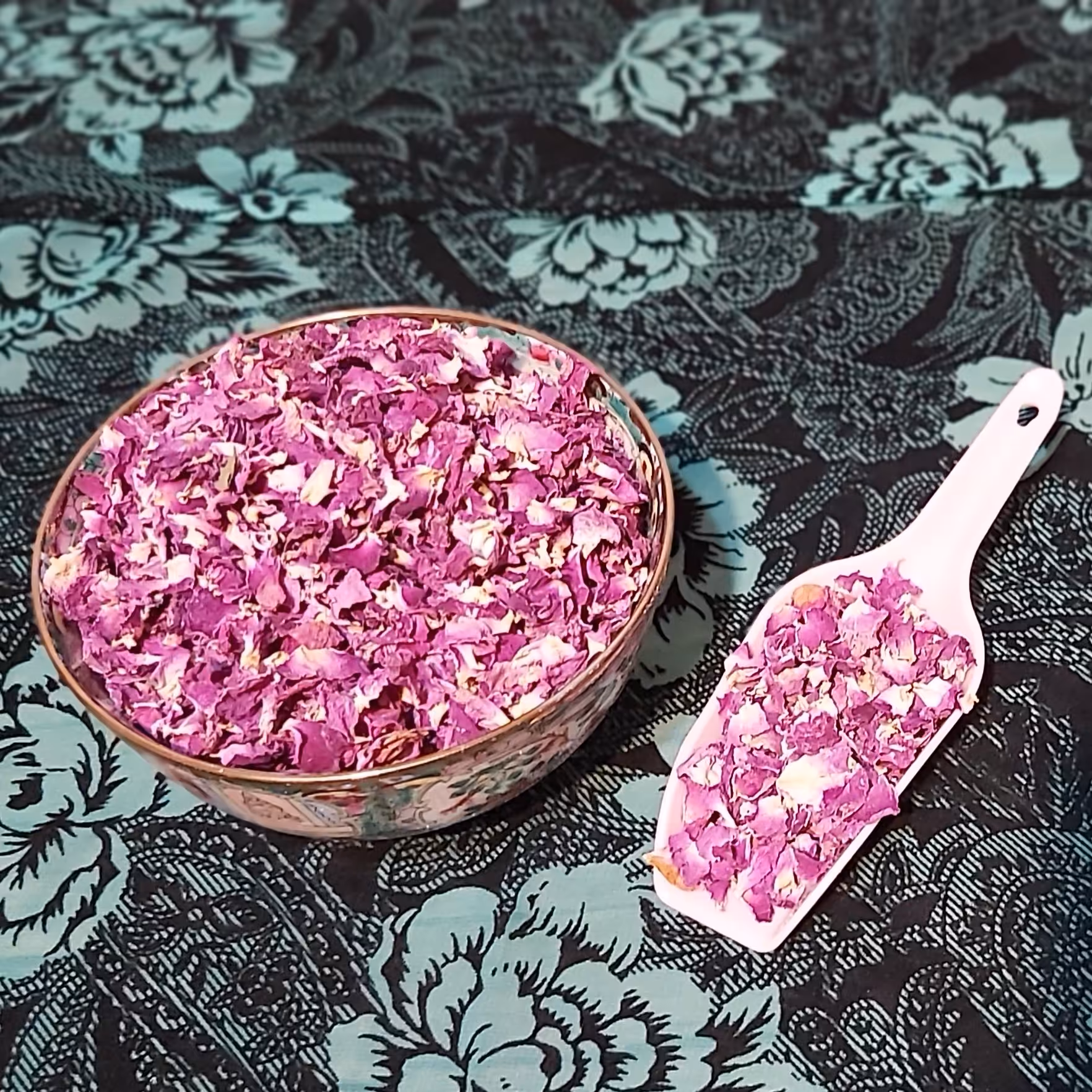 گل سرخ پر پر 100 گرمی کاشان