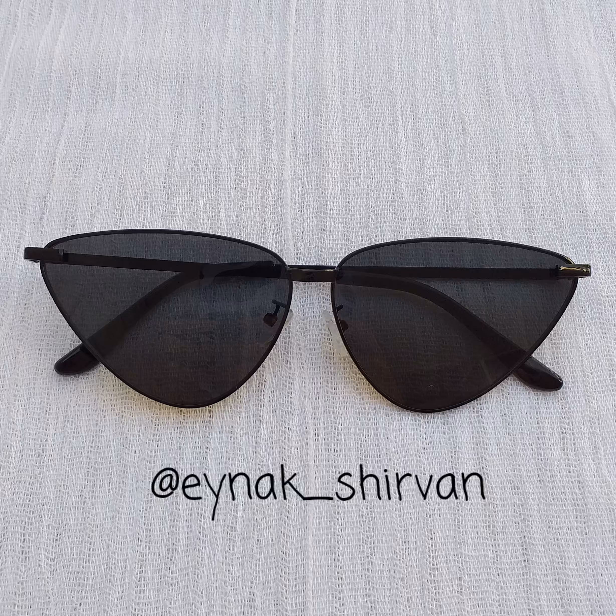 عینک افتابی (آفتابی) شنل