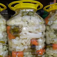 ترشی کلم شور 1کیلوگرمی