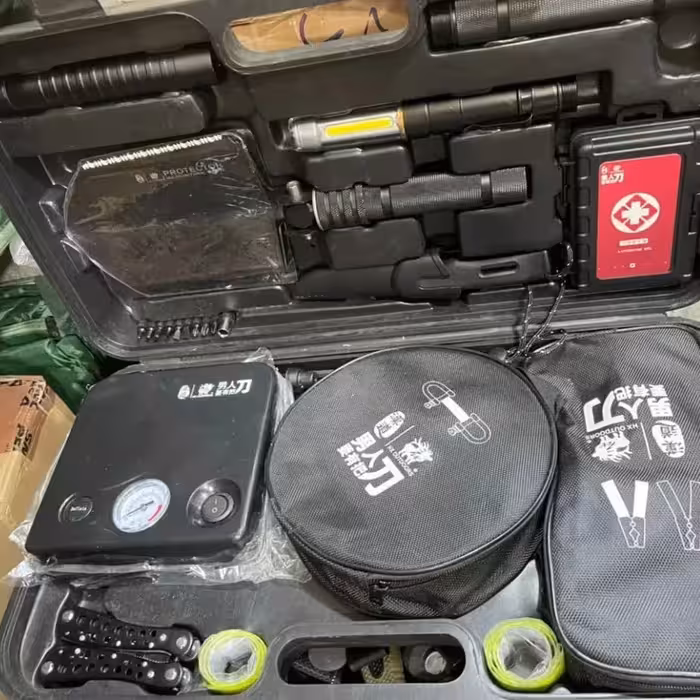 پک ابزار تاکتیکال مناسب برای کوهنوردان و نظامیان این کار واقعا عالی هستش 