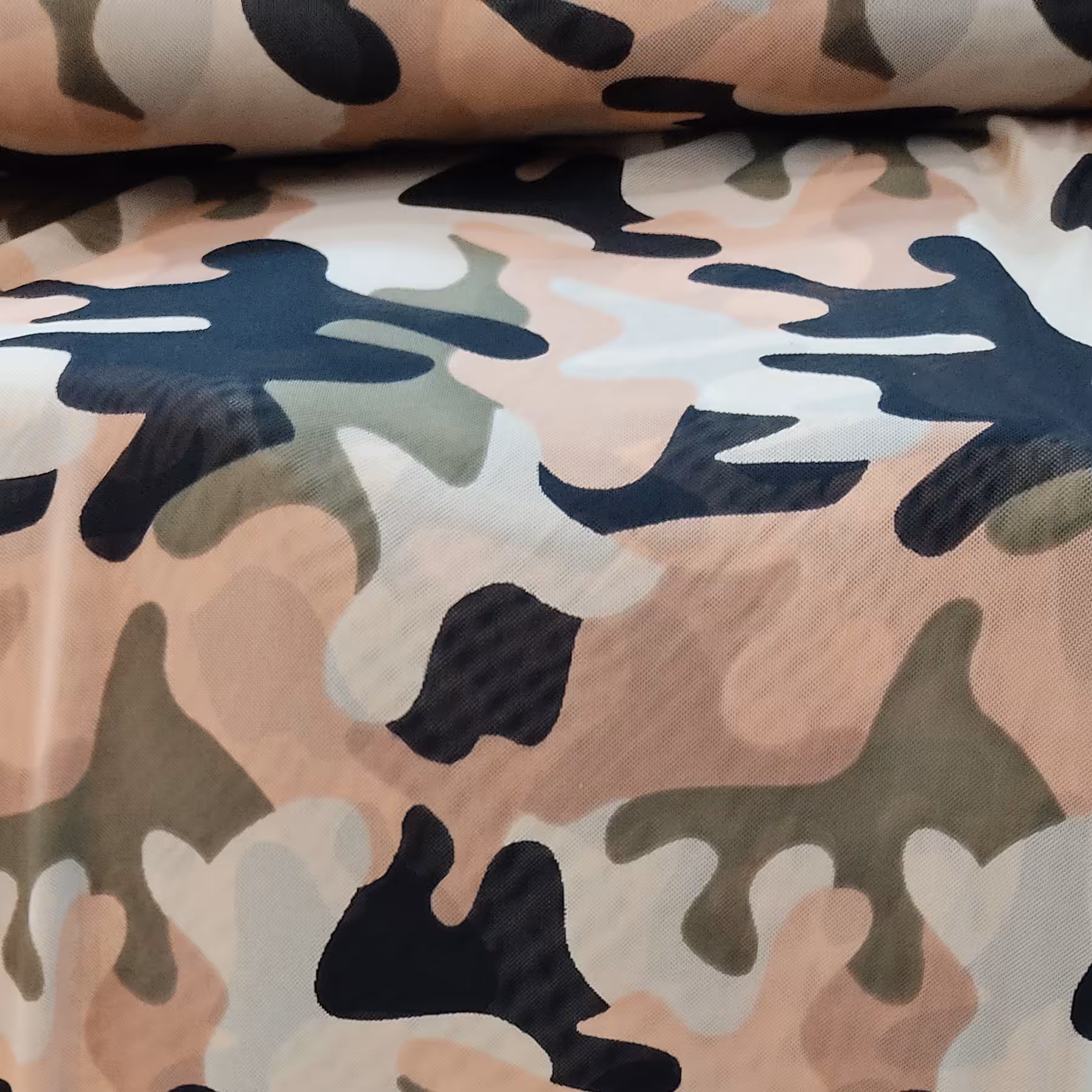 پارچه تور کش مناسب بادی