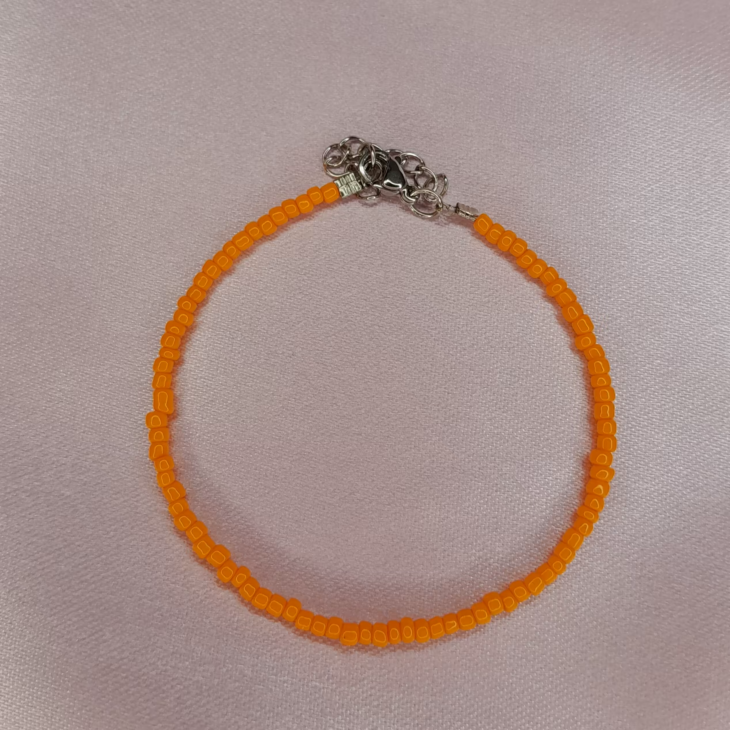 دستبند منجوقی نارنجی صدفی دستساز