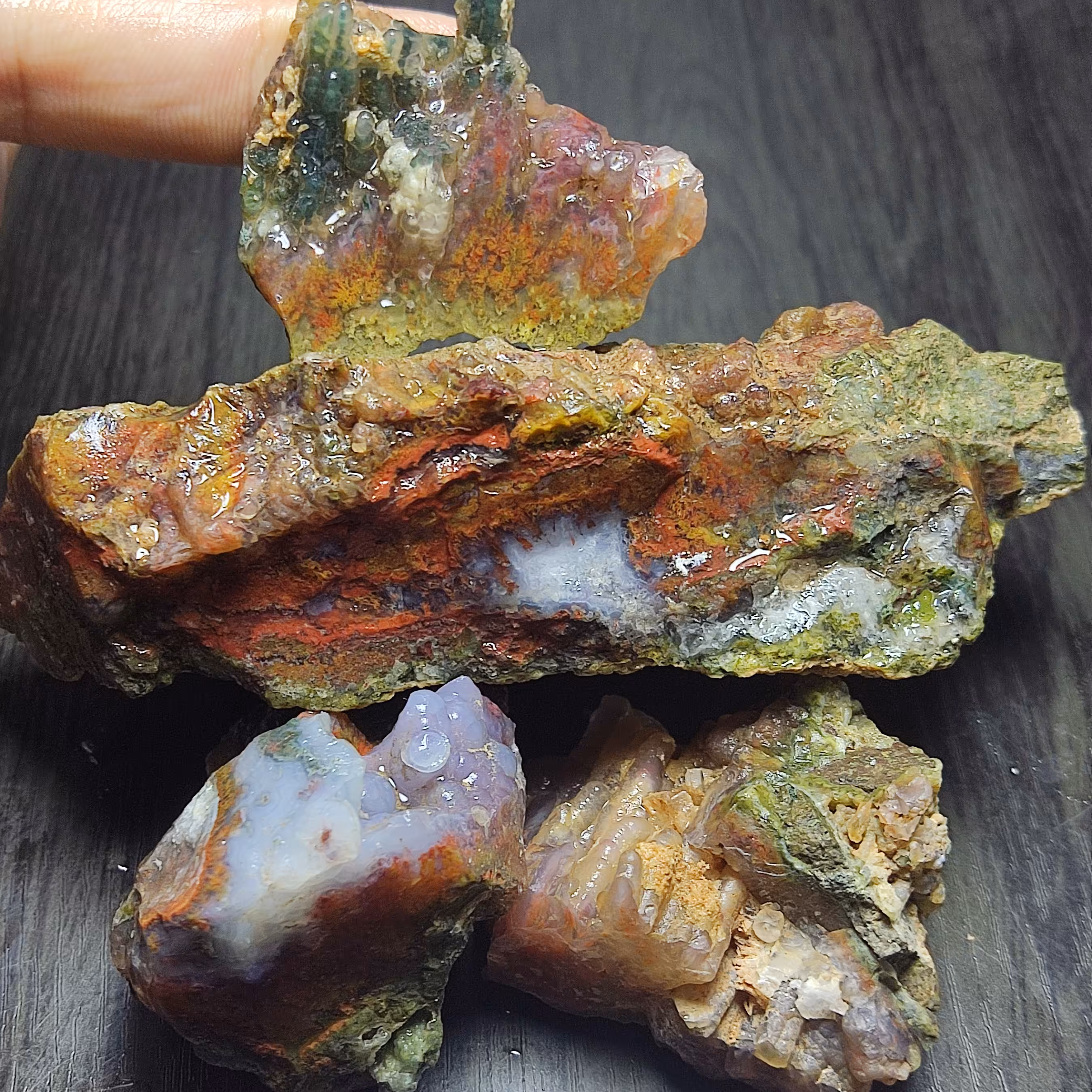 پک چهارتایی عقیق شجر با یه تکه کلوخه درشت شجر جمعا چهارتا راف عالی شجر مناسب تراش 