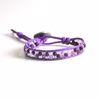 دستبند عقیق ماداگاسکار و کوارتز با چرم مصنوعی