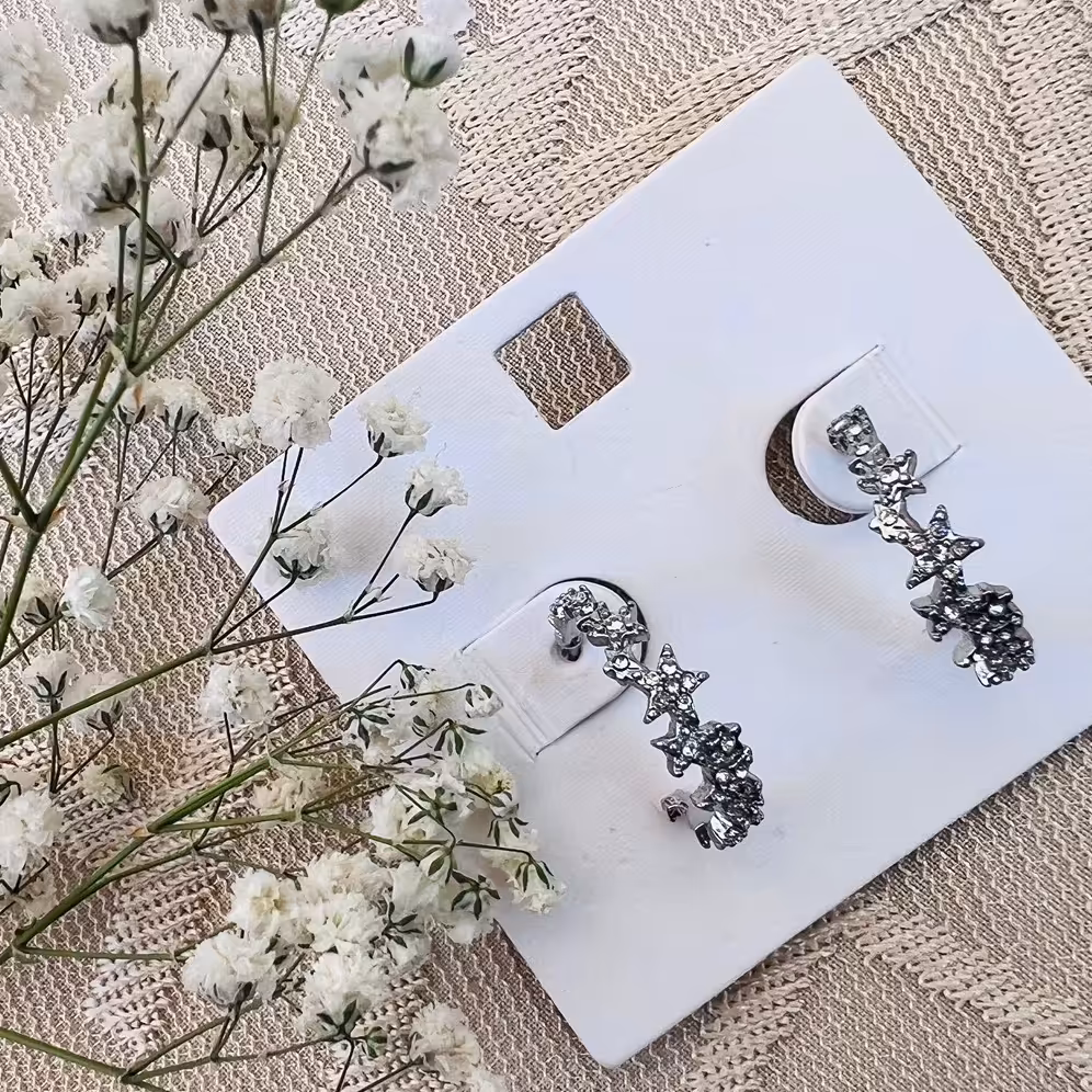 گوشواره ی ستاره ی نگین دار حلقه ای .c