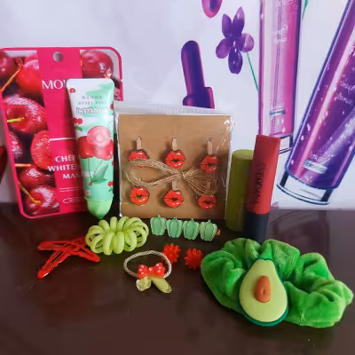 پک هدیه سبز و قرمز