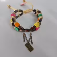 دستبند چوبی رنگی با آویز I Love You کد H015