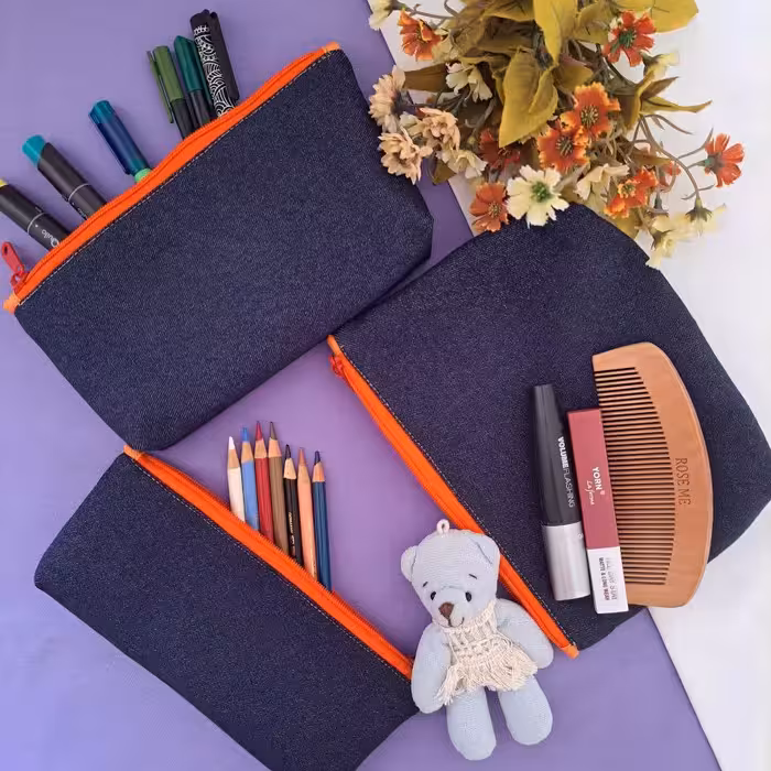 جامدادی جین 