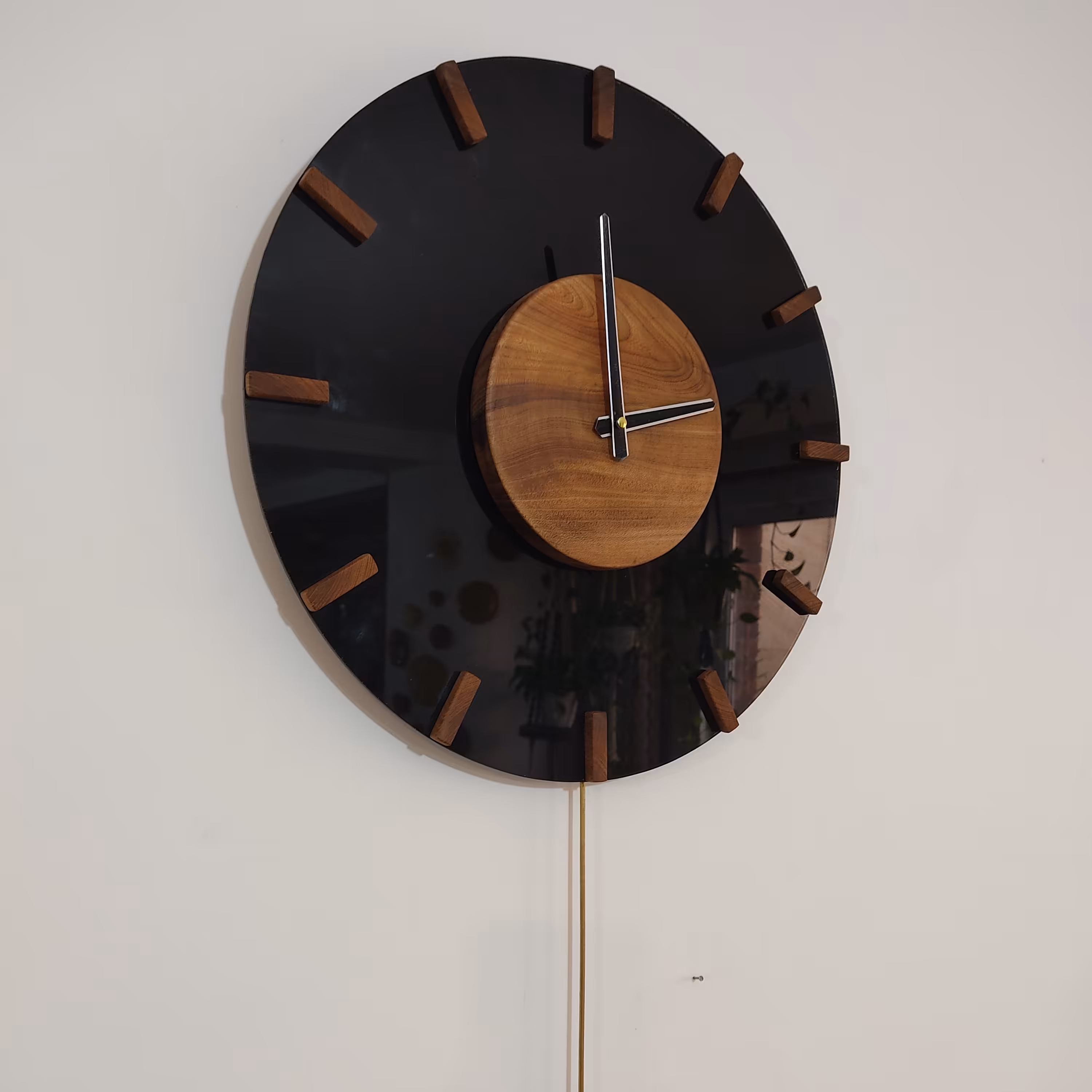 ساعت دیواری چوبی ، طرح خورشید