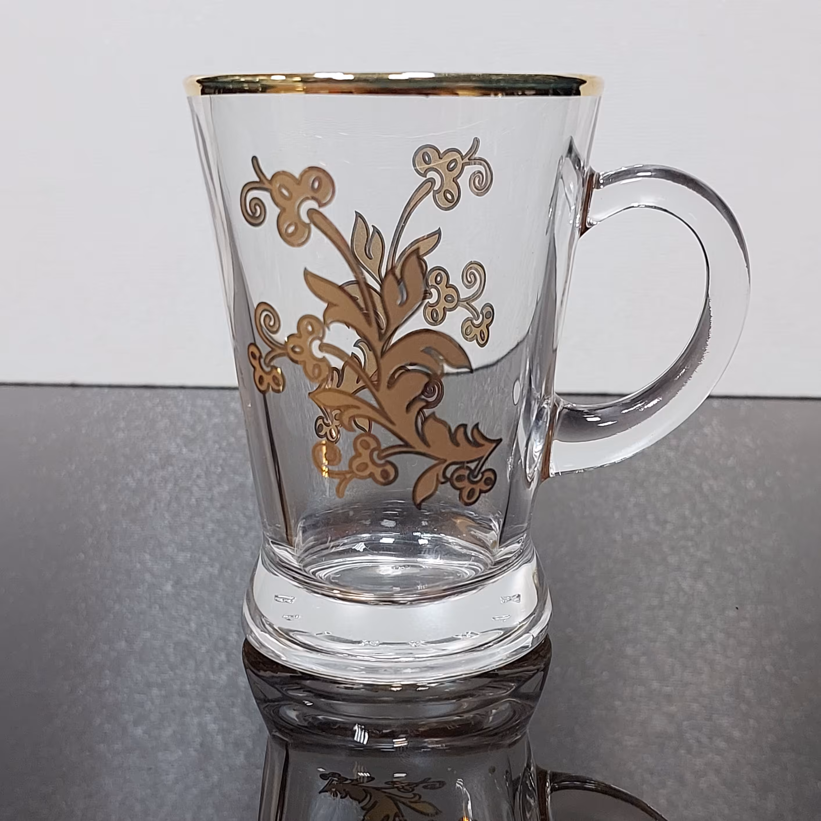 ماگ هیبلی طرح گل اسلیمی طلایی ساخت چین