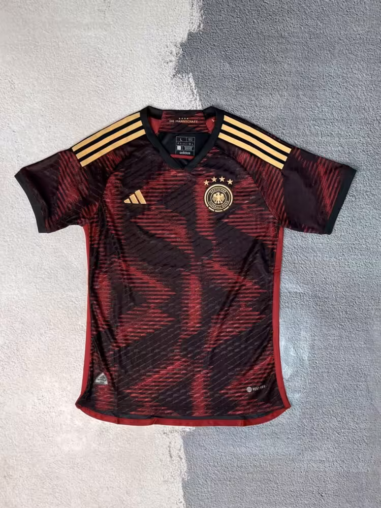 لباس دوم آلمان 2022 پلیری(مشابه اورجینال)