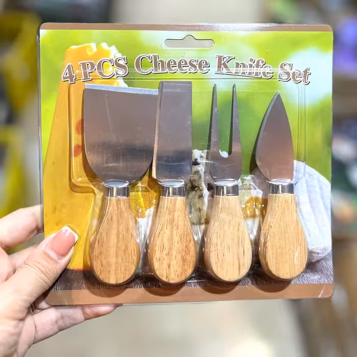 کارد صبحانه خوری چهار عددی دسته چوبی در 4 طرح بسیار تیز 