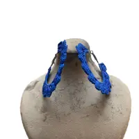 گوشواره گلناز آبی کاربنی قلاب بافی