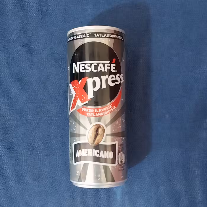 نوشیدنی کافئین دار نسکافه اکسپرس آمریکانو